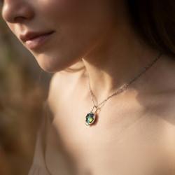Handgjort Opal halsband i smält återvunnet sterling silver Opalhänge