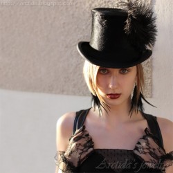 Black Feather earrings sterling silver - Morticia