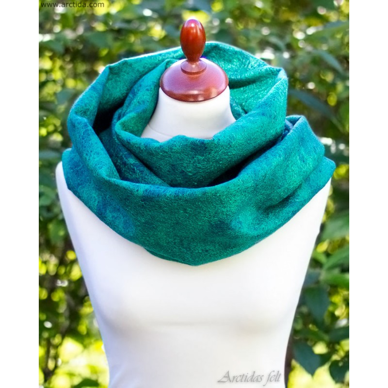 Merino wool scarf for women Emerald green felt scarf
