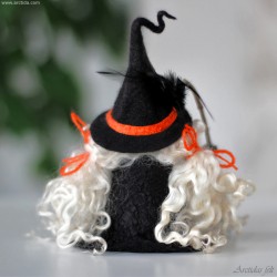 Kitchen Witch with broom Scandinavian needle felt witch gnome Nordic felted tomte nisse